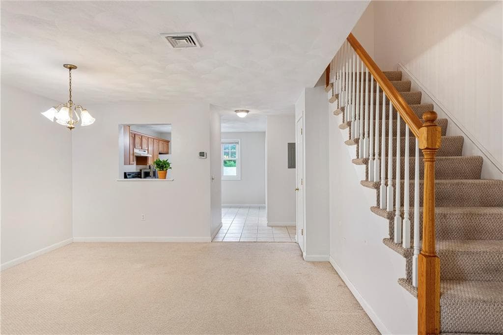 Condominium at 6 Bristol Woods Drive UNIT B, Bristol, photo 4 of 36