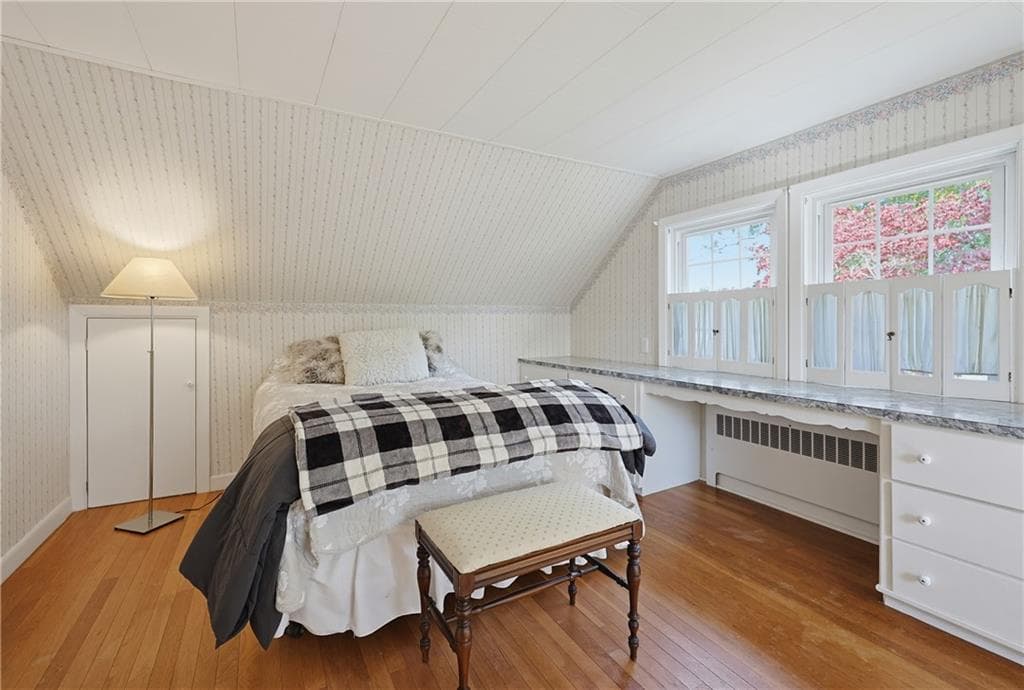 Single Family Residence at 150 Betsey Williams Drive, Warwick, photo 26 of 45