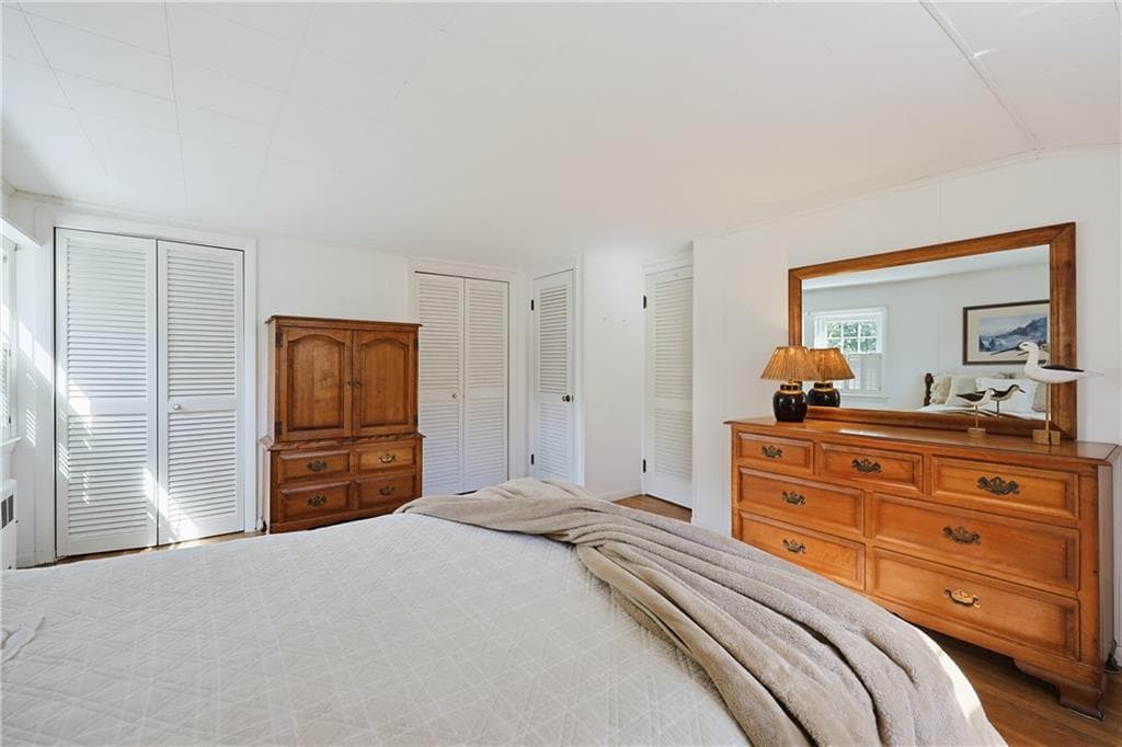 Single Family Residence at 150 Betsey Williams Drive, Warwick, photo 24 of 45