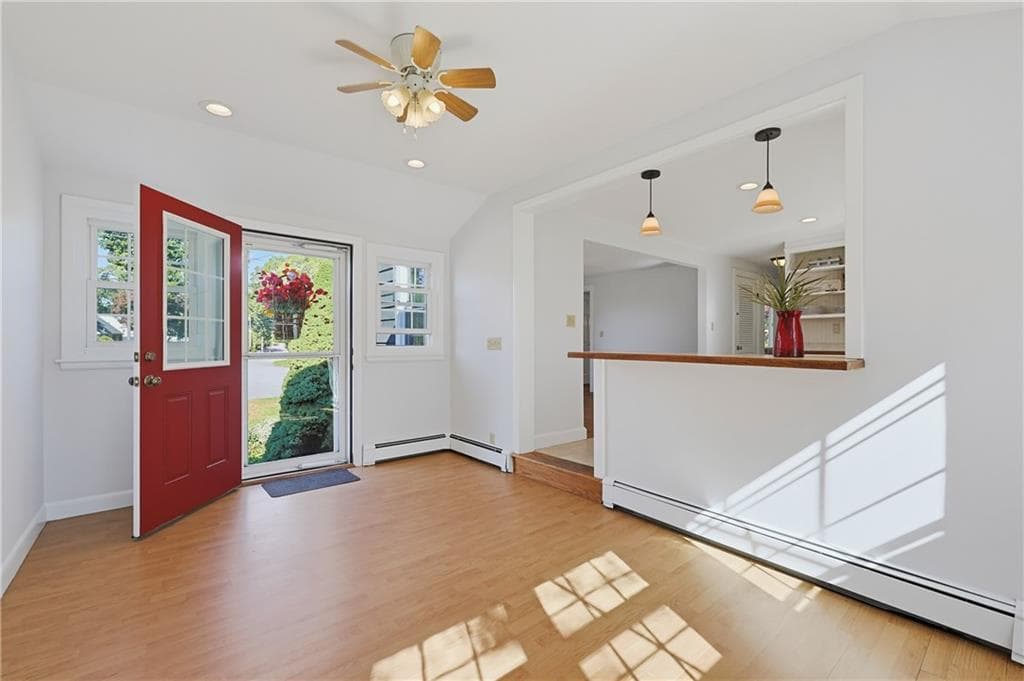 Single Family Residence at 150 Betsey Williams Drive, Warwick, photo 10 of 45