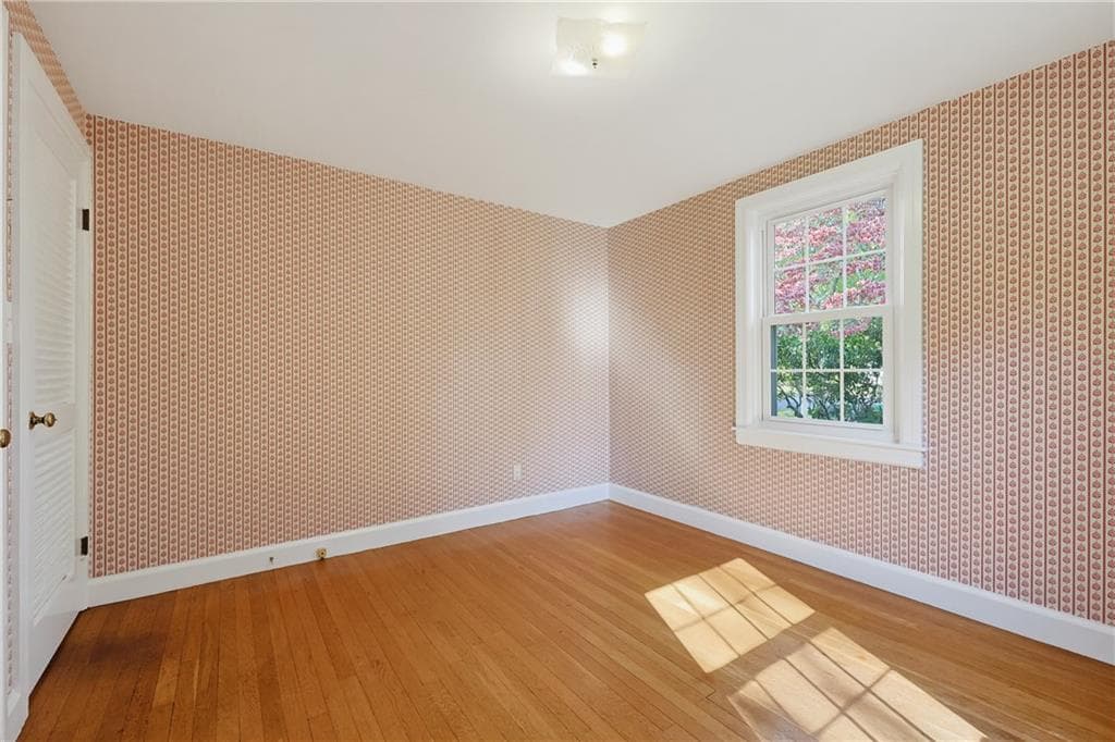Single Family Residence at 150 Betsey Williams Drive, Warwick, photo 19 of 45