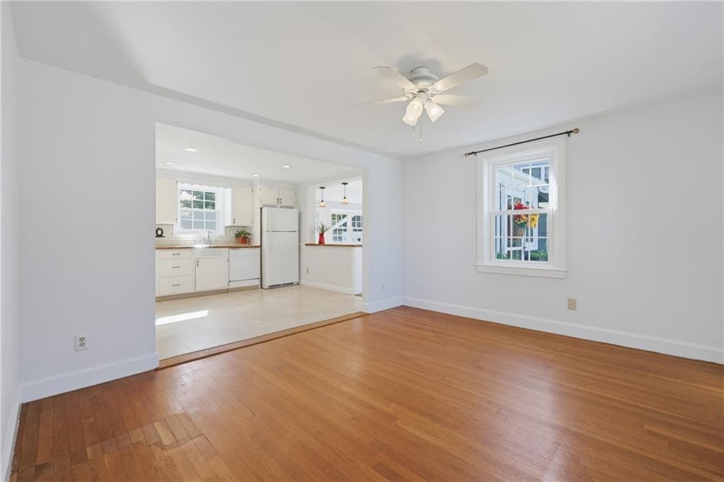 Single Family Residence at 150 Betsey Williams Drive, Warwick, photo 8 of 45