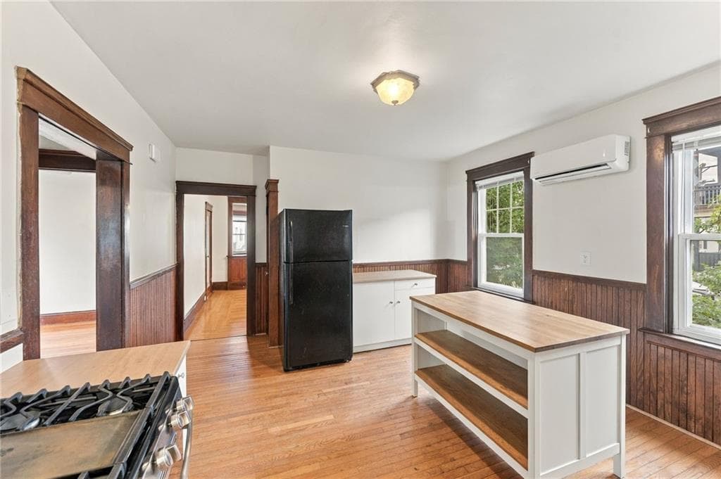 Multi Family at 580 Admiral Street, Providence, photo 24 of 50