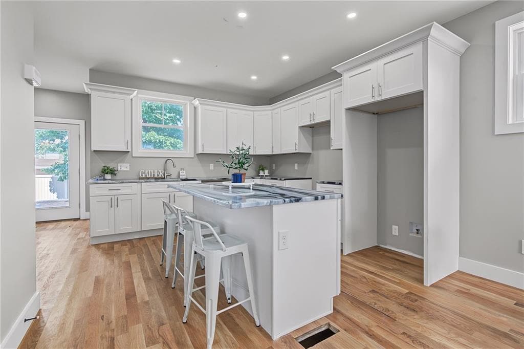 Condominium at 6 Rounds Avenue, East Providence, photo 3 of 36