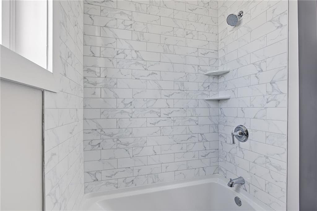 Condominium at 6 Rounds Avenue, East Providence, photo 15 of 36