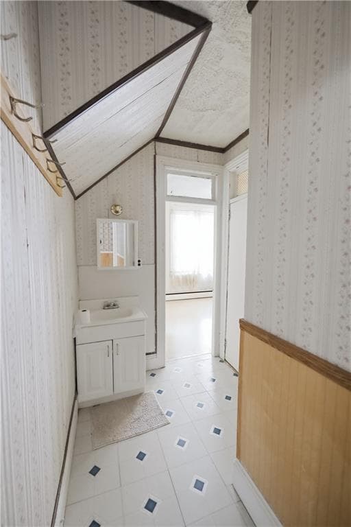 Multi Family at 480 482 Smith Street, Providence, photo 18 of 44