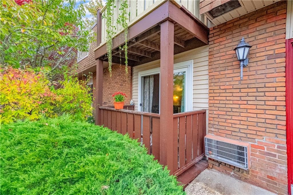Condominium at 25 School Street UNIT 1S, Westerly, photo 5 of 31