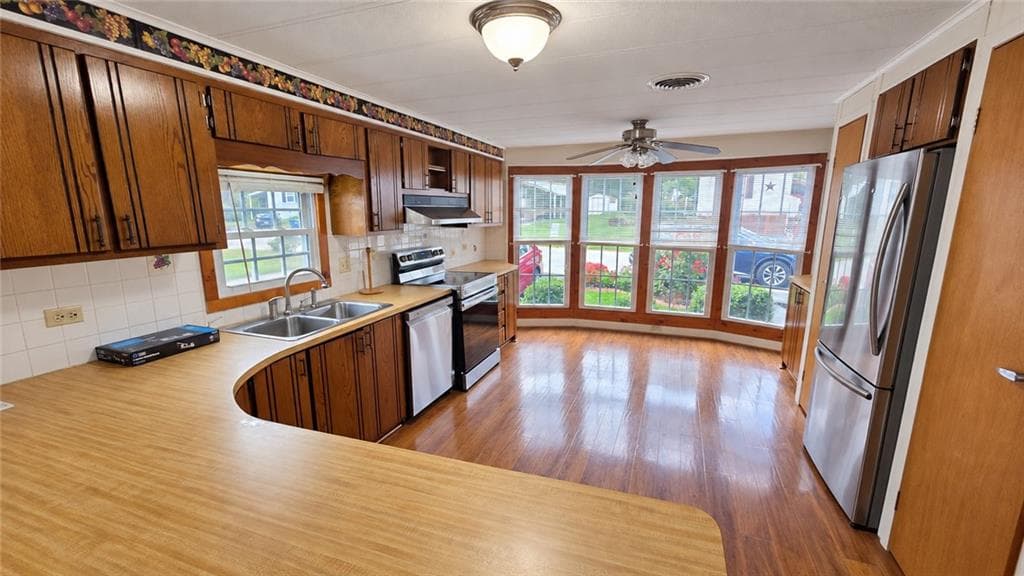 Single Family Residence at 6 Five Elms Circle, Coventry, photo 22 of 44