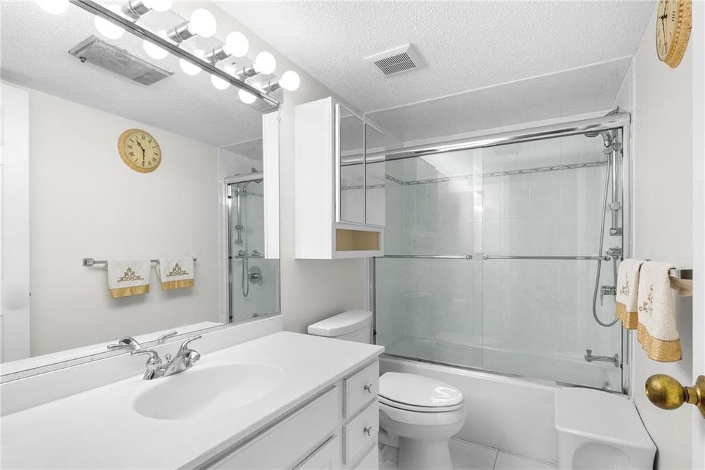 Condominium at 86 Windward Lane, Bristol, photo 17 of 24