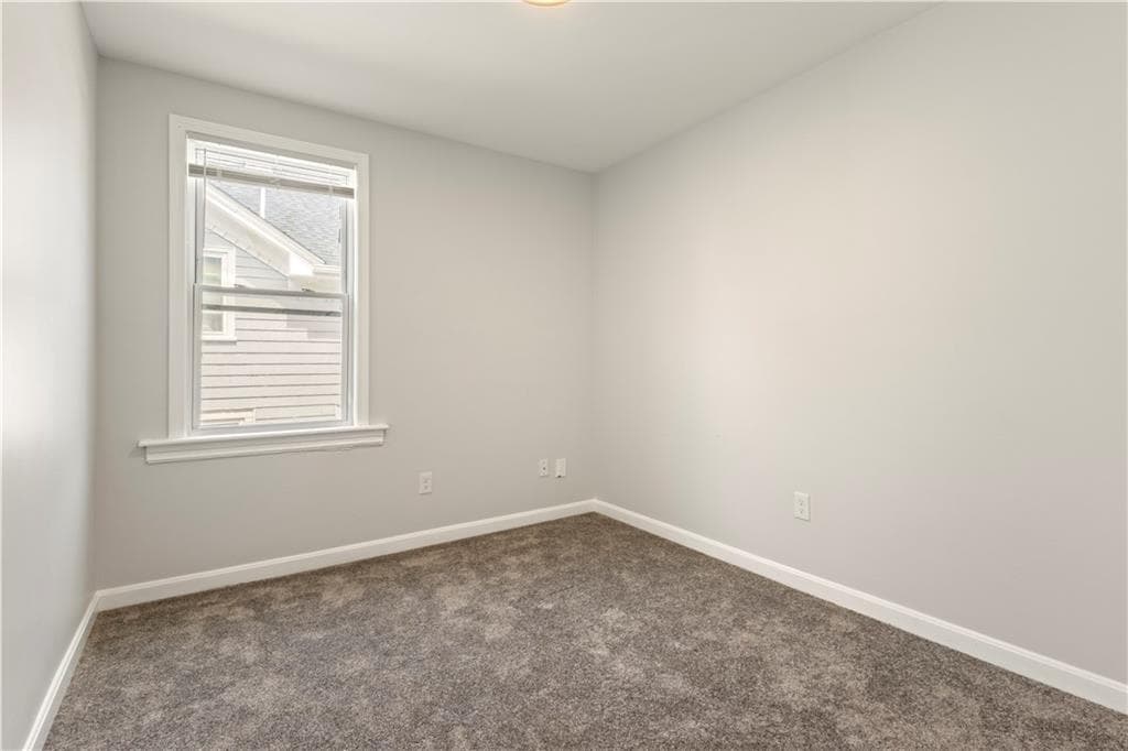 Multi Family at 660 Douglas Avenue, Providence, photo 16 of 35