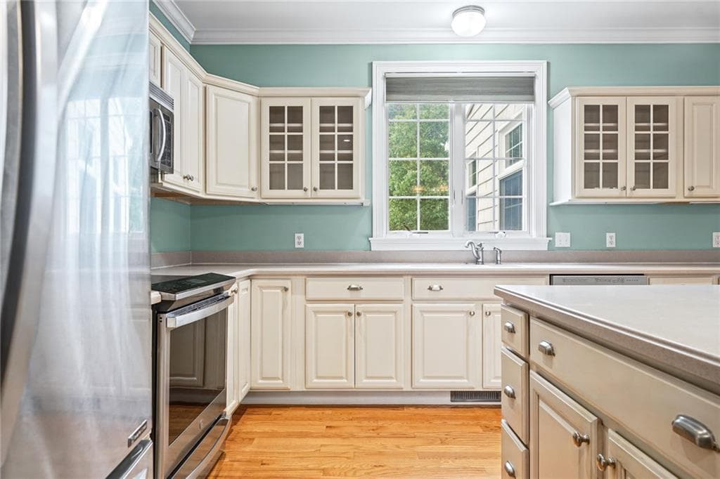 Single Family Residence at 14 Canyon Drive, Westerly, photo 12 of 46