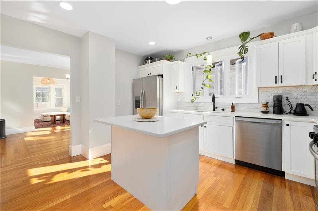 Single Family Residence at 84 Myrtle Avenue, Cranston, photo 12 of 32
