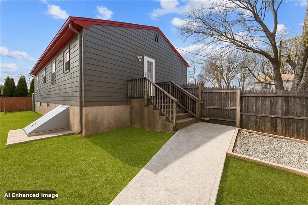Single Family Residence at Single Family Residence, Warwick, photo 25 of 26