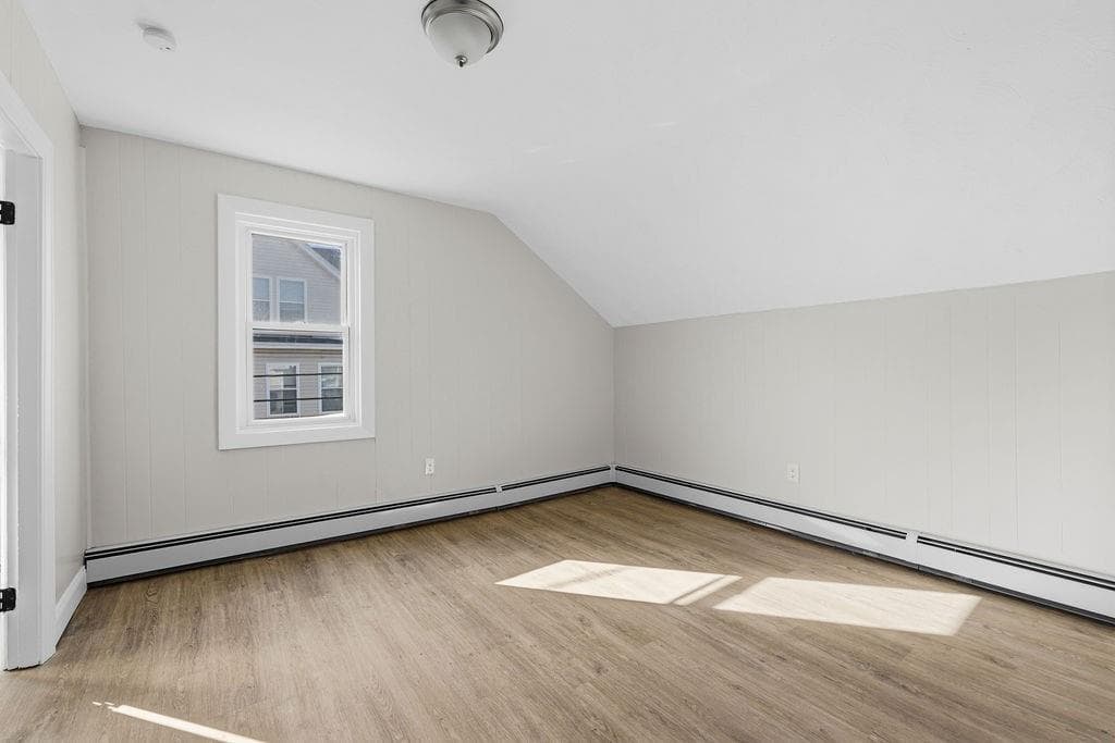 Multi Family at 125 hendrick Street, Providence, photo 13 of 32
