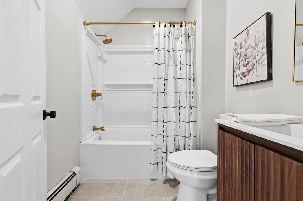 Multi Family at 125 hendrick Street, Providence, photo 11 of 32