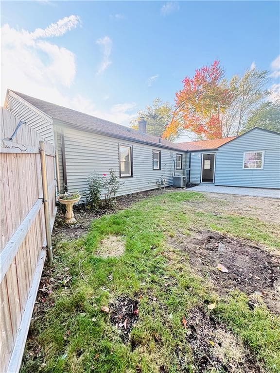 Single Family Residence at 76 Novelty Road, Warwick, photo 16 of 48
