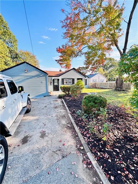 Single Family Residence at 76 Novelty Road, Warwick, photo 3 of 48