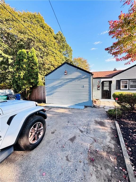 Single Family Residence at 76 Novelty Road, Warwick, photo 8 of 48