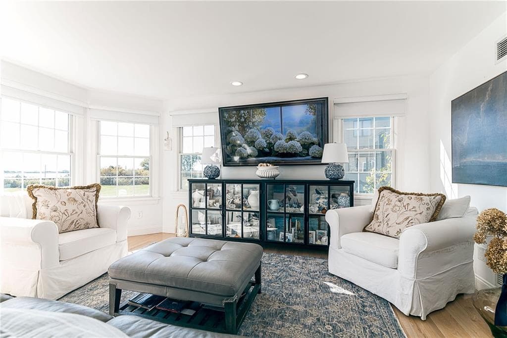 Single Family Residence at 11 S Fairway Avenue, Westerly, photo 12 of 39