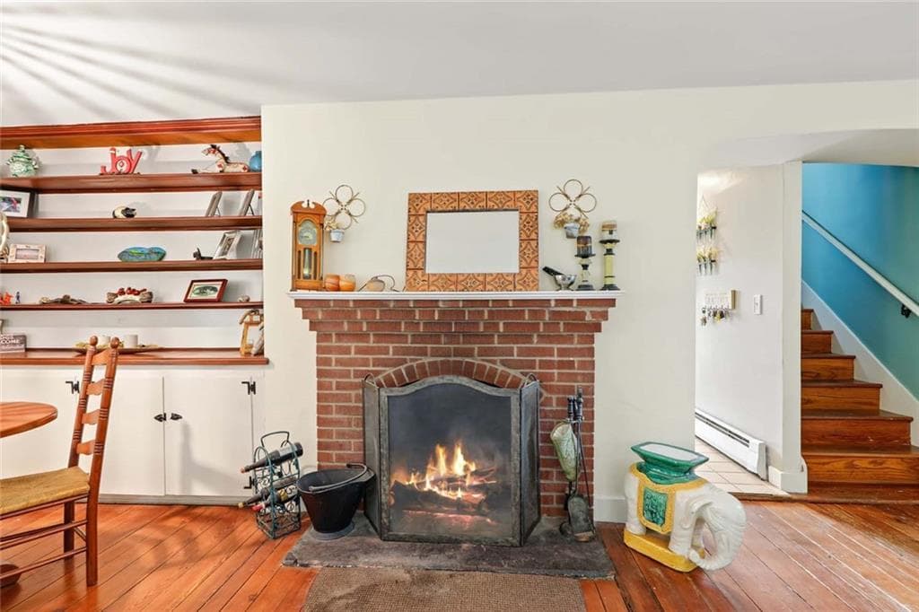 Single Family Residence at 826 Mooresfield Road, South Kingstown, photo 16 of 50