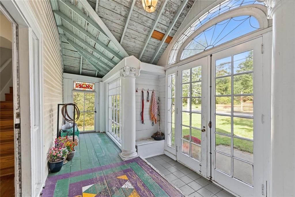 Single Family Residence at 826 Mooresfield Road, South Kingstown, photo 10 of 50