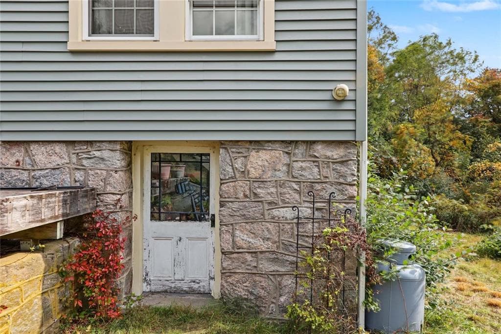Single Family Residence at 826 Mooresfield Road, South Kingstown, photo 49 of 50