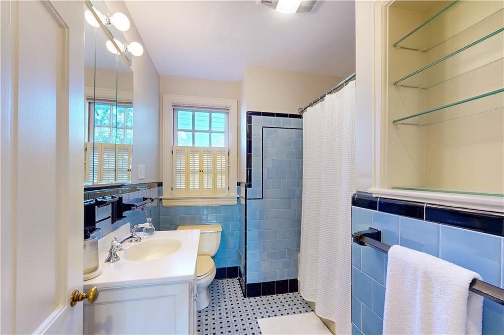 Single Family Residence at 61 Holly Street, Providence, photo 24 of 43