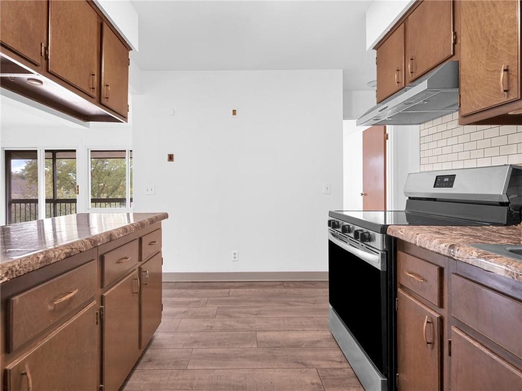 Condominium at 400 Narragansett Parkway UNIT WB11, Warwick, photo 16 of 26