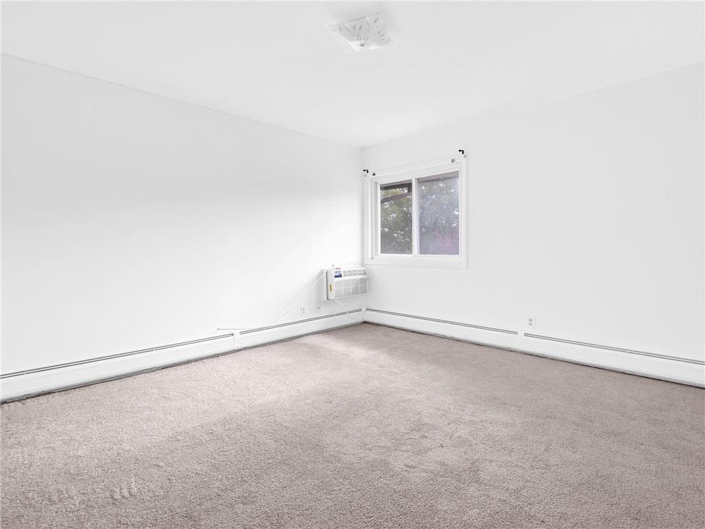Condominium at 400 Narragansett Parkway UNIT WB11, Warwick, photo 19 of 26