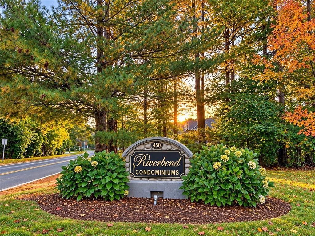 Condominium at 450 Providence Street UNIT 8, West Warwick, photo 2 of 18