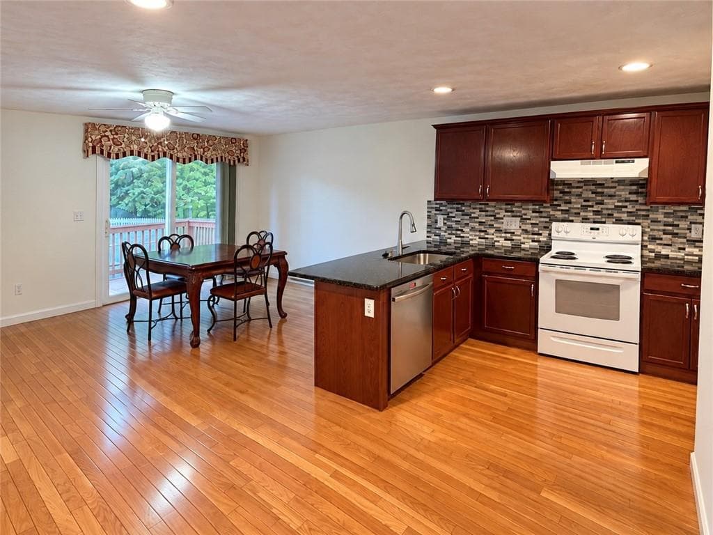 Condominium at 450 Providence Street UNIT 8, West Warwick, photo 7 of 18