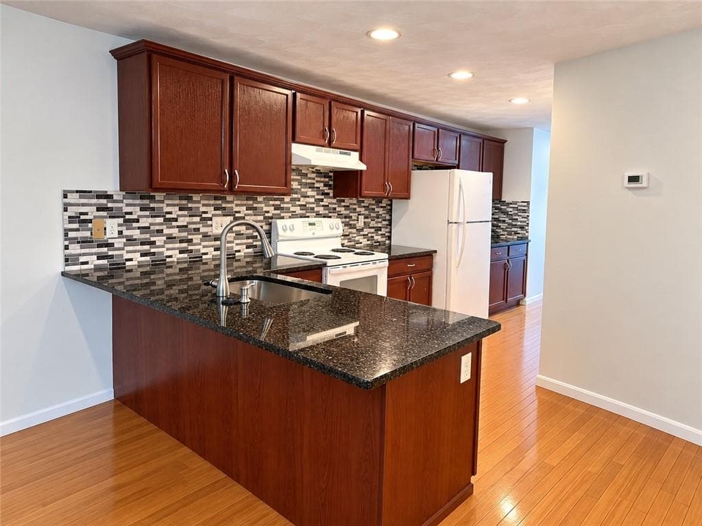 Condominium at 450 Providence Street UNIT 8, West Warwick, photo 4 of 18