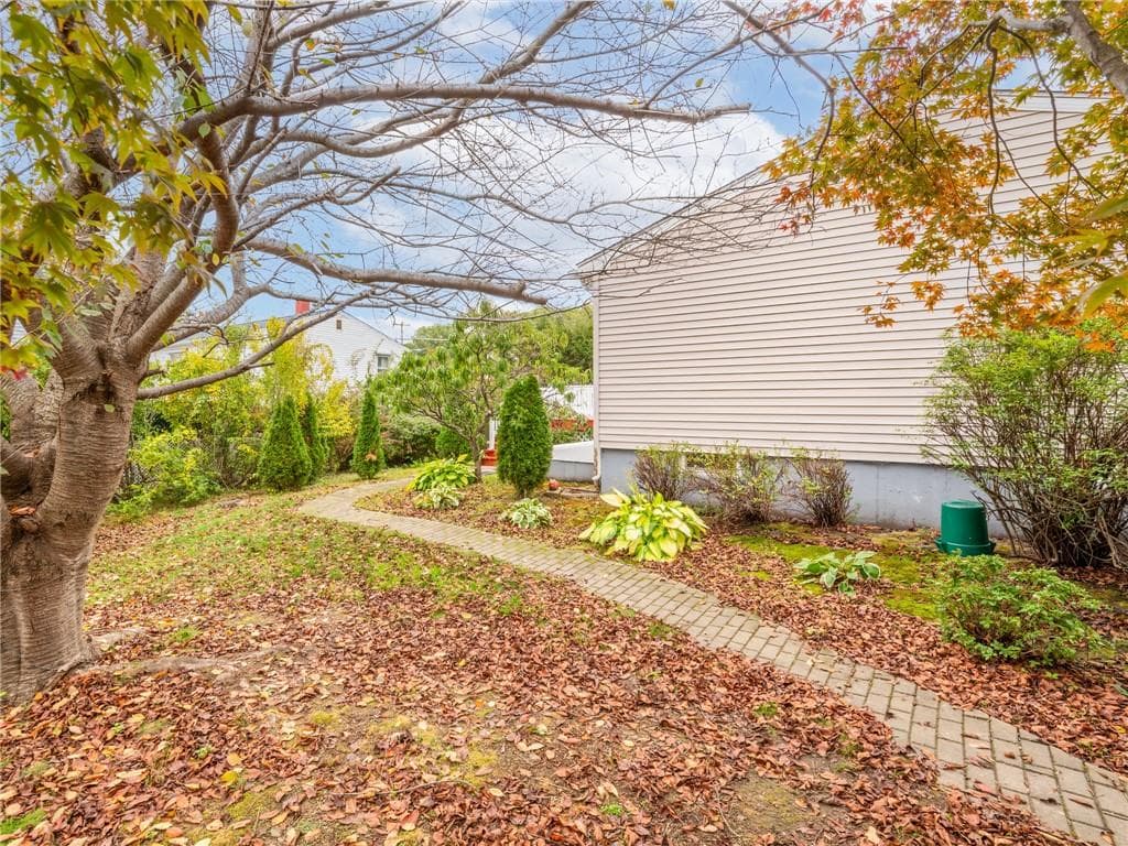 Single Family Residence at 62 Beacon Street, Cranston, photo 7 of 39