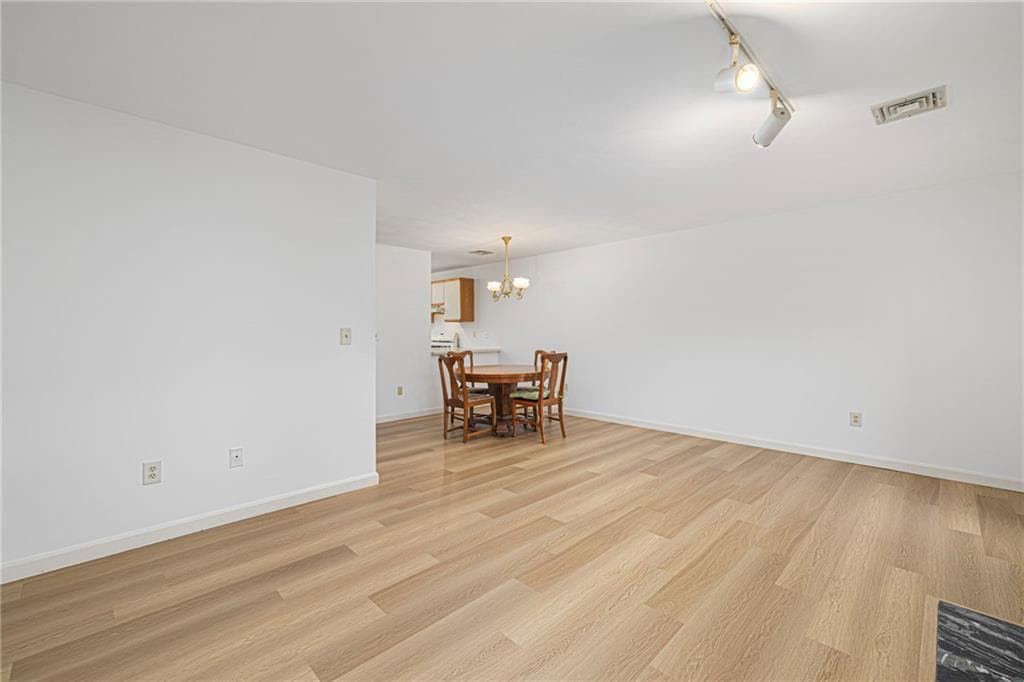 Condominium at 1603 Plainfield Pike UNIT E7, Johnston, photo 13 of 33