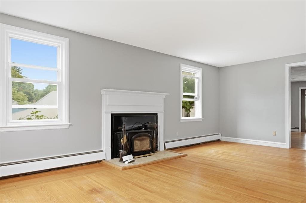 Single Family Residence at 12 Buttonwood Drive, Cranston, photo 7 of 19