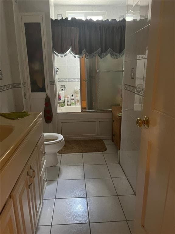 Multi Family at 82 Sumter Street, Providence, photo 6 of 21