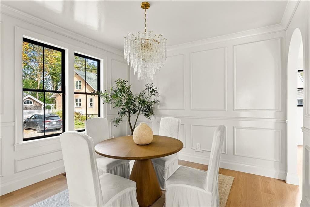 Single Family Residence at 113 Second Street, Newport, photo 5 of 34