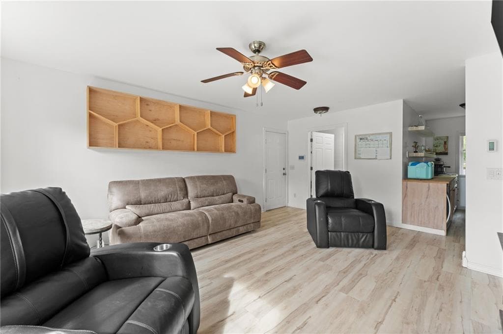 Single Family Residence at 39 Moonlight Drive, Westerly, photo 19 of 43