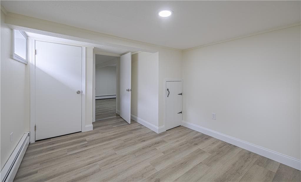 Single Family Residence at 10 Totem Pole Trail, Smithfield, photo 16 of 19