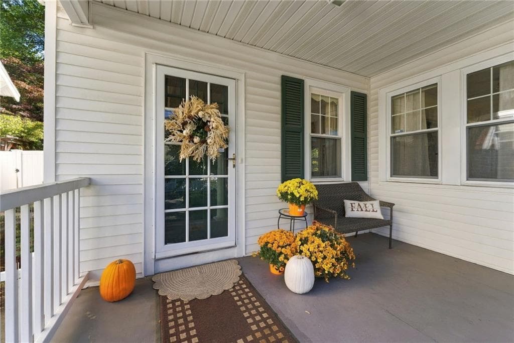 Single Family Residence at 281 river Avenue, Providence, photo 2 of 26