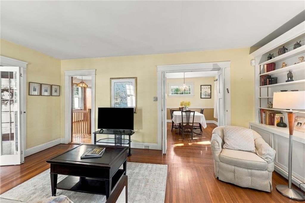 Single Family Residence at 281 river Avenue, Providence, photo 12 of 26