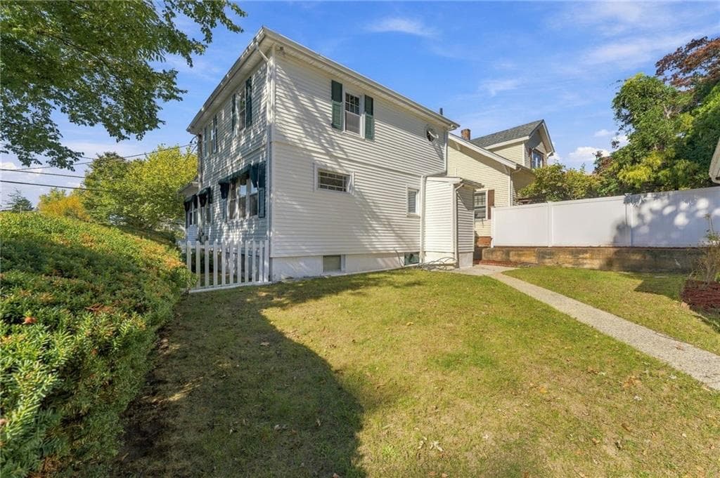Single Family Residence at 281 river Avenue, Providence, photo 20 of 26