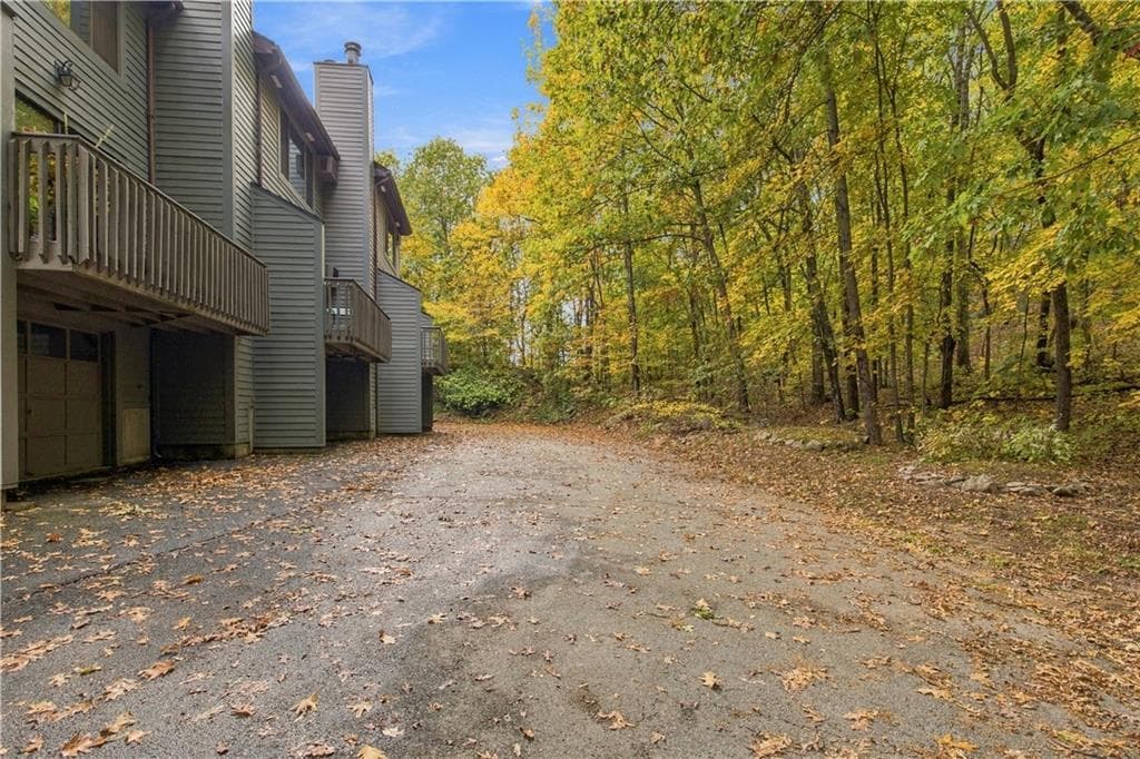 Condominium at 5 Wake Robin Road UNIT 2202, Lincoln, photo 26 of 26
