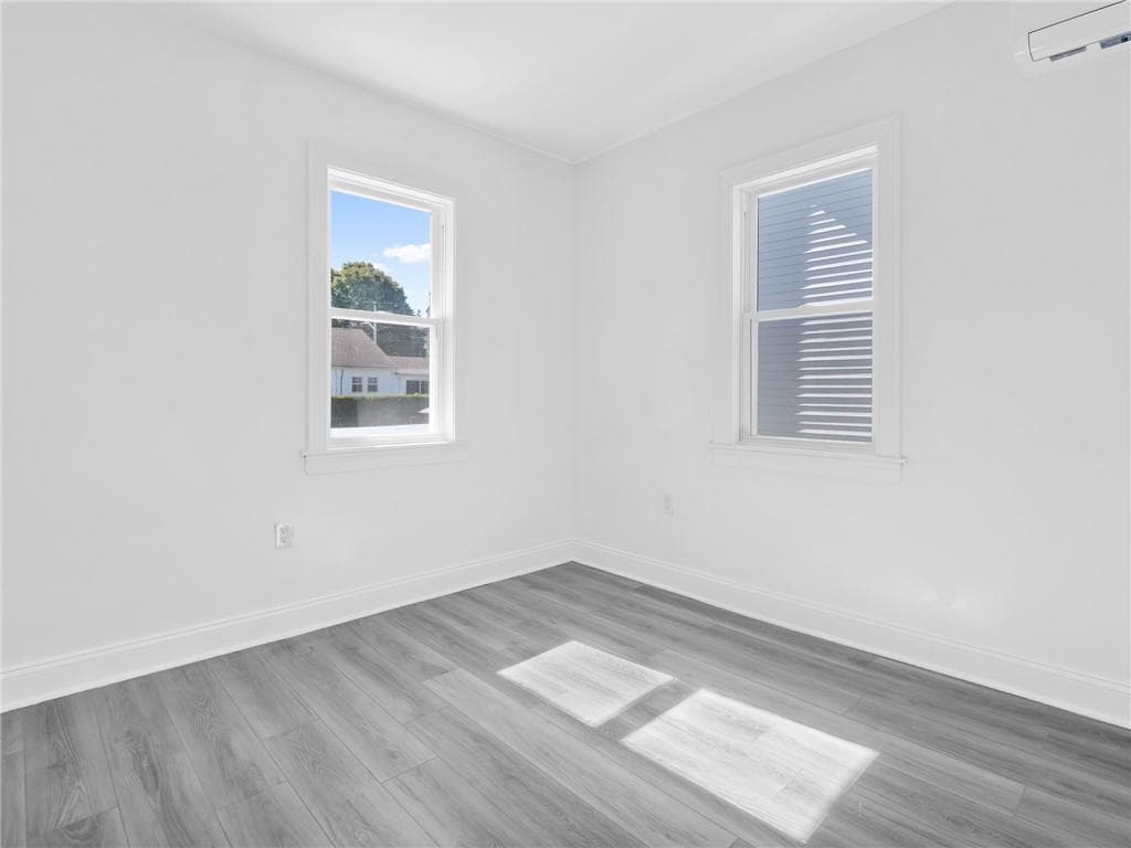 Multi Family at 6 Shafter Street, Providence, photo 23 of 29