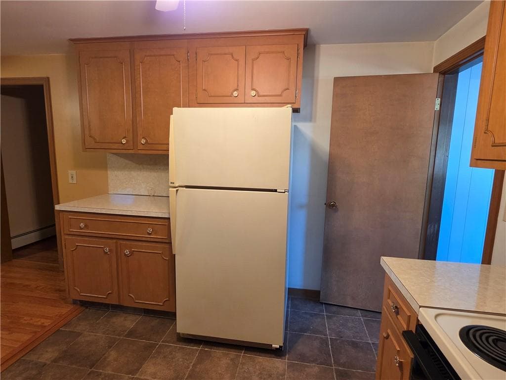Single Family Residence at 45 Edward Street, Coventry, photo 5 of 22