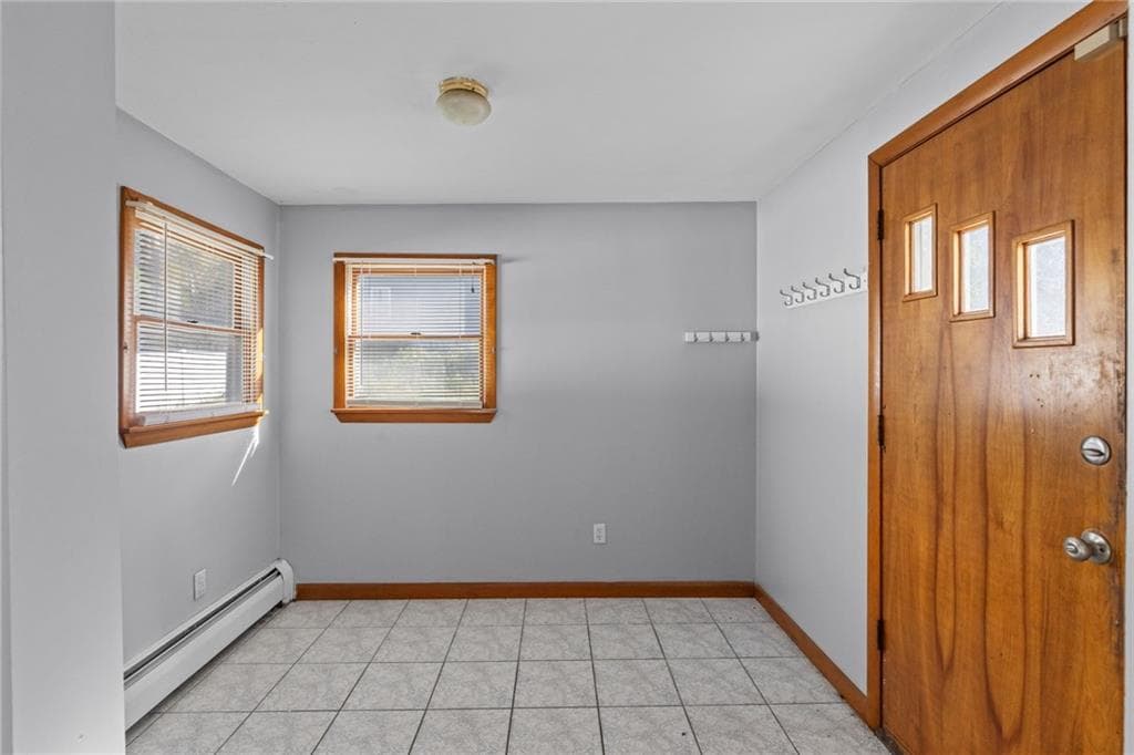 Single Family Residence at 16 Baltimore Street, Providence, photo 5 of 34