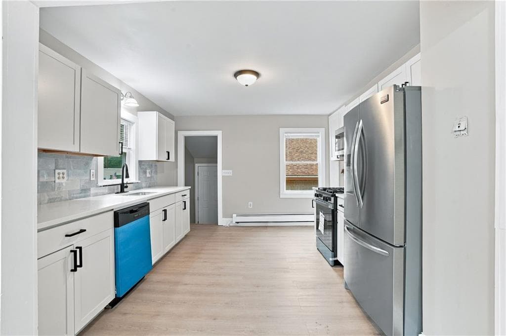 Single Family Residence at 26 Providence Avenue, East Providence, photo 5 of 35