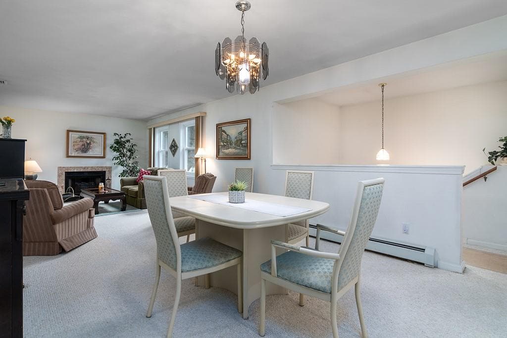 Condominium at 1 WILLOW GLEN Circle UNIT 52, Warwick, photo 5 of 20