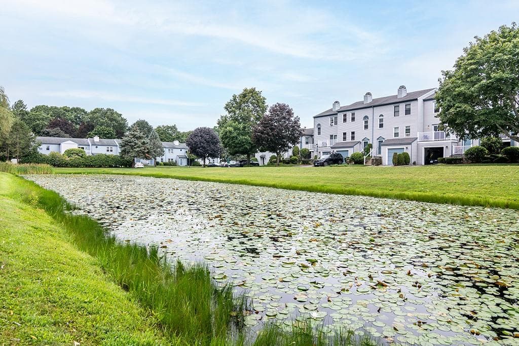 Condominium at 1 WILLOW GLEN Circle UNIT 52, Warwick, photo 19 of 20