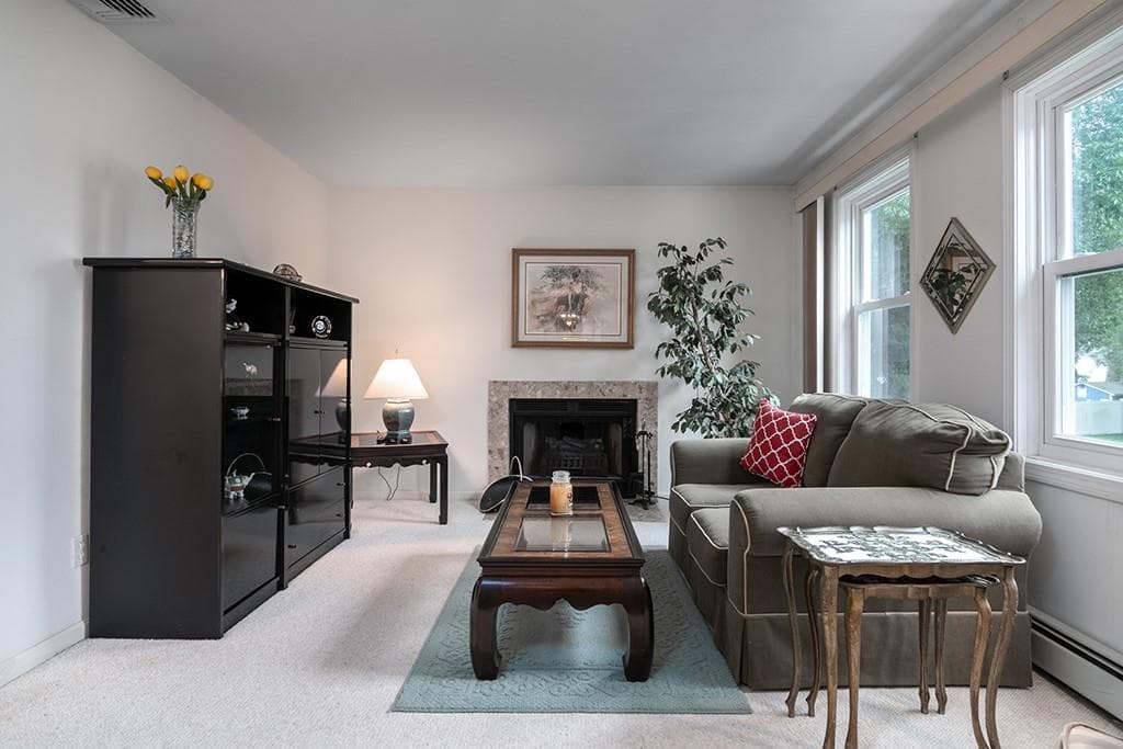 Condominium at 1 WILLOW GLEN Circle UNIT 52, Warwick, photo 8 of 20